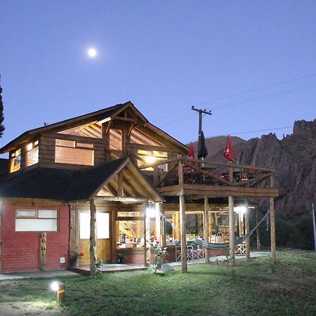 Hotel Montaña Negra Aluminé Exterior foto